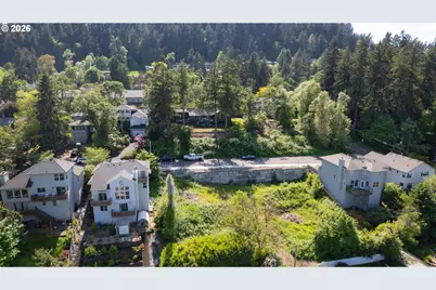 Broadway, West Linn, OR 97068 - Photo 16