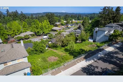 Broadway, West Linn, OR 97068 - Photo 1