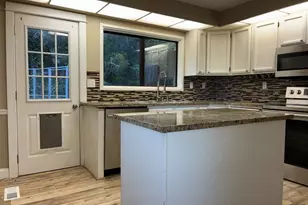 2225 Maine Ct, North Bend, OR 97459 - Photo 16