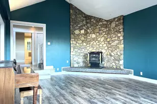 2225 Maine Ct, North Bend, OR 97459 - Photo 8
