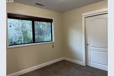 2225 Maine Ct, North Bend, OR 97459 - Photo 38