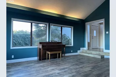 2225 Maine Ct, North Bend, OR 97459 - Photo 8