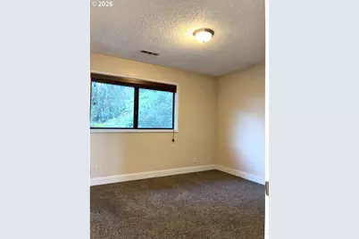 2225 Maine Ct, North Bend, OR 97459 - Photo 34