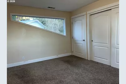 2225 Maine Ct, North Bend, OR 97459 - Photo 42