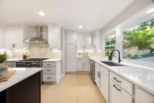 1015 South Shore Blvd, Lake Oswego, OR 97034 - Photo 12