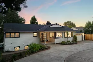 1015 South Shore Blvd, Lake Oswego, OR 97034 - Photo 2