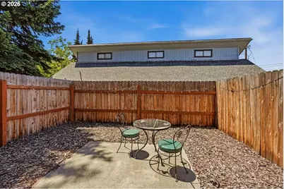 1830 W Maxwell Ave, Spokane, WA 99201 - Photo 14