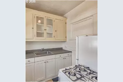 612 E Burnside St, Portland, OR 97214 - Photo 4