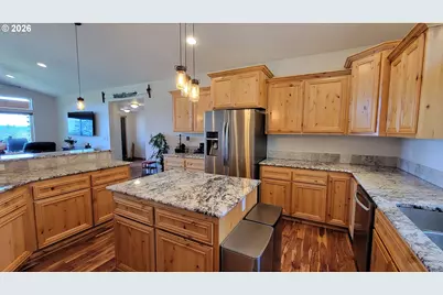 24674 Bolton Hill Rd, Veneta, OR 97487 - Photo 8
