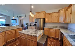 24674 Bolton Hill Rd, Veneta, OR 97487 - Photo 8
