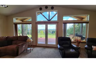 24674 Bolton Hill Rd, Veneta, OR 97487 - Photo 12