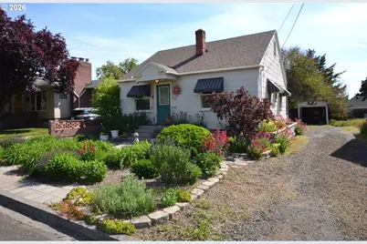 518 NW 9th St, Pendleton, OR 97801 - Photo 2