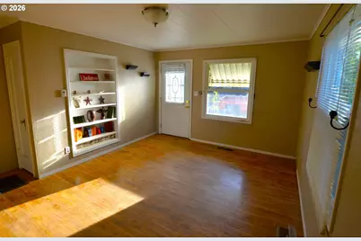 518 NW 9th St, Pendleton, OR 97801 - Photo 8