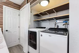 10405 SW Denney Rd, Beaverton, OR 97008 - Photo 24