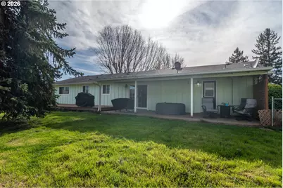 266 Sherwood Dr, Sutherlin, OR 97479 - Photo 46