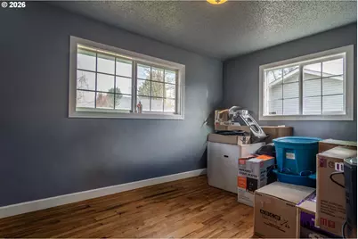 266 Sherwood Dr, Sutherlin, OR 97479 - Photo 34