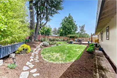 12405 SW Berryhill Ln, Beaverton, OR 97008 - Photo 26