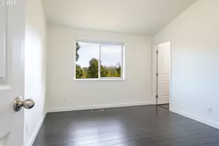 1748 Salmon River St NW, Salem, OR 97304 - Photo 22