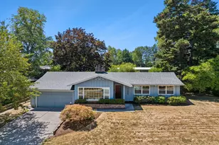 11820 SW Foothill Dr, Portland, OR 97225 - Photo 2