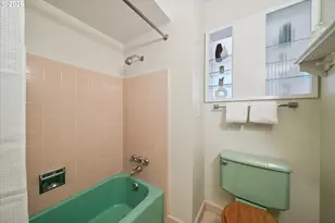 11820 SW Foothill Dr, Portland, OR 97225 - Photo 26