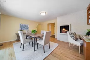 11820 SW Foothill Dr, Portland, OR 97225 - Photo 10