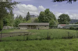 1909 Main St, Lyons, OR 97358 - Photo 2