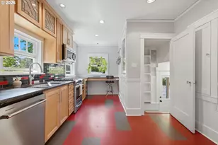 600 E 19th St, Vancouver, WA 98663 - Photo 12