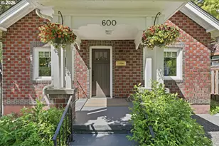 600 E 19th St, Vancouver, WA 98663 - Photo 4