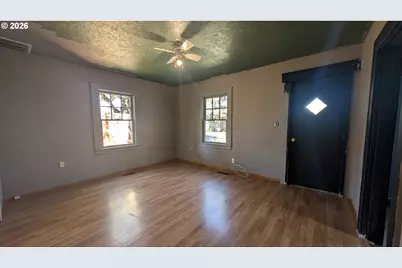 595 SW Clay St, Dallas, OR 97338 - Photo 6