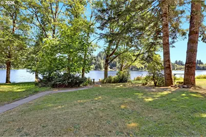 71600 Northshore Dr, Birkenfeld, OR 97016 - Photo 4