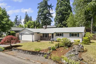 1040 NE 12th Pl, Canby, OR 97013 - Photo 2
