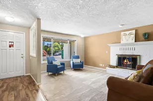 1040 NE 12th Pl, Canby, OR 97013 - Photo 8