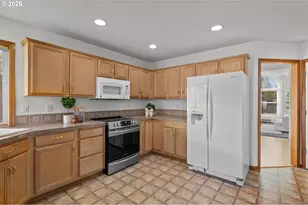 1492 SE 49th Ct, Hillsboro, OR 97123 - Photo 16