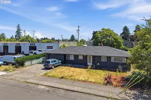 5636 SE 83rd Ave, Portland, OR 97266 - Photo 2