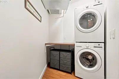 2803 E 9th St #5, Newberg, OR 97132 - Photo 16