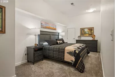 2803 E 9th St #5, Newberg, OR 97132 - Photo 20