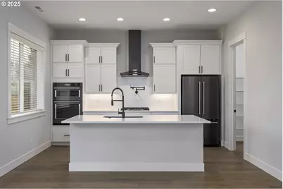 15201 SE Towers Ter, Milwaukie, OR 97267 - Photo 10