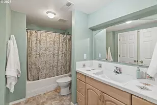 32215 NW Eagle Crest Dr, Ridgefield, WA 98642 - Photo 16
