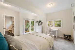 10901 S Riverside Dr, Portland, OR 97219 - Photo 24