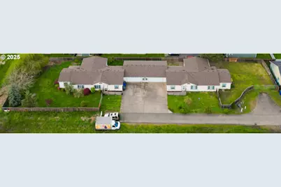 4455 Blueberry Ln NE, Salem, OR 97305 - Photo 1