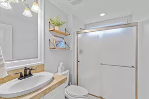 12059 SW Stringer Ln, Tigard, OR 97224 - Photo 32