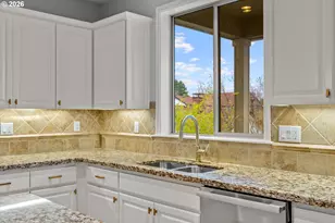 12059 SW Stringer Ln, Tigard, OR 97224 - Photo 12