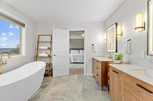 12059 SW Stringer Ln, Tigard, OR 97224 - Photo 18