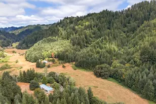 2178 Deans Creek Rd, Reedsport, OR 97467 - Photo 8