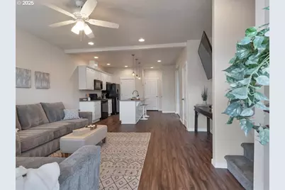 1612 SE Barberry Ave, Dallas, OR 97338 - Photo 6