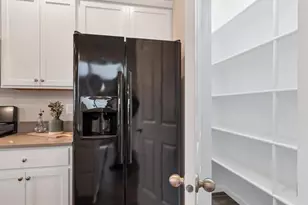 1612 SE Barberry Ave, Dallas, OR 97338 - Photo 16