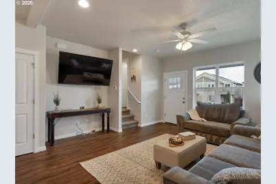 1612 SE Barberry Ave, Dallas, OR 97338 - Photo 8