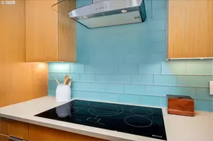 2327 NW Northrup St, Portland, OR 97210 - Photo 18