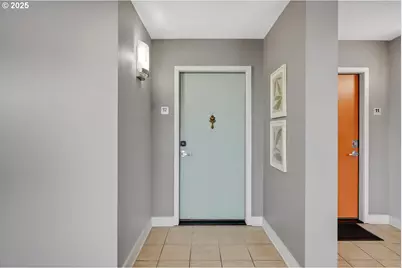 2327 NW Northrup St #12, Portland, OR 97210 - Photo 8