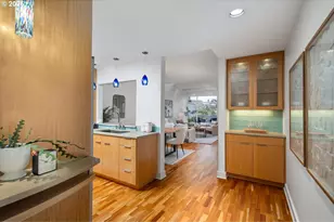 2327 NW Northrup St, Portland, OR 97210 - Photo 14